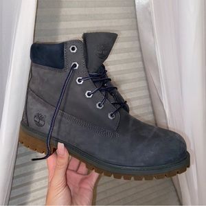 Blue grey timberlands!
